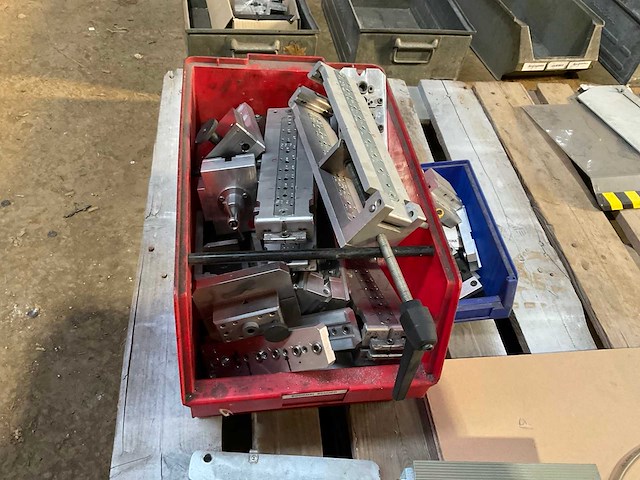 Partij ponsgereedschappen en tooling - afbeelding 6 van  16