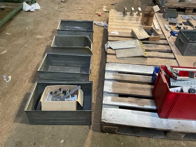 Partij ponsgereedschappen en tooling - afbeelding 11 van  16