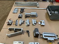 Partij ponsgereedschappen en tooling - afbeelding 16 van  16
