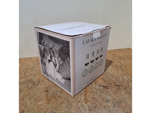 Partij porseleinen servies o.a. laura asley en dutch rosé - afbeelding 13 van  43