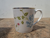 Partij porseleinen servies o.a. laura asley en dutch rosé - afbeelding 15 van  43