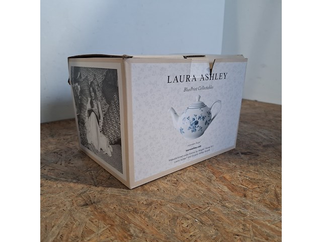 Partij porseleinen servies o.a. laura asley en dutch rosé - afbeelding 29 van  43