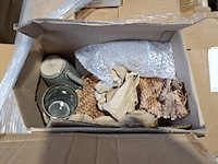 Partij porseleinen servies o.a. laura asley en dutch rosé - afbeelding 42 van  43