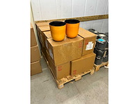 Partij pot bo metal 22.5cm orange planter kirk (48x) - afbeelding 4 van  5