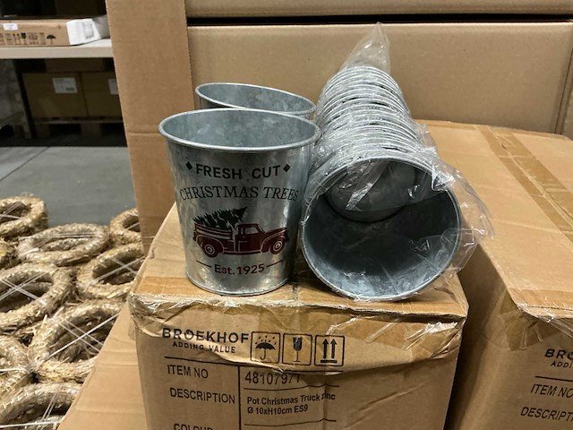 Partij pot christmas truck zinc ø10xh10cm (1360x) - afbeelding 1 van  5