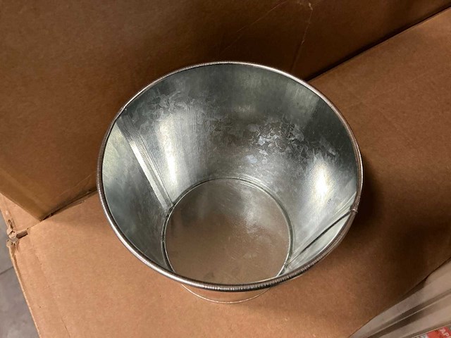 Partij pot flowering easter zinc ø13,3xh12,3cm es12 (240x) - afbeelding 3 van  6