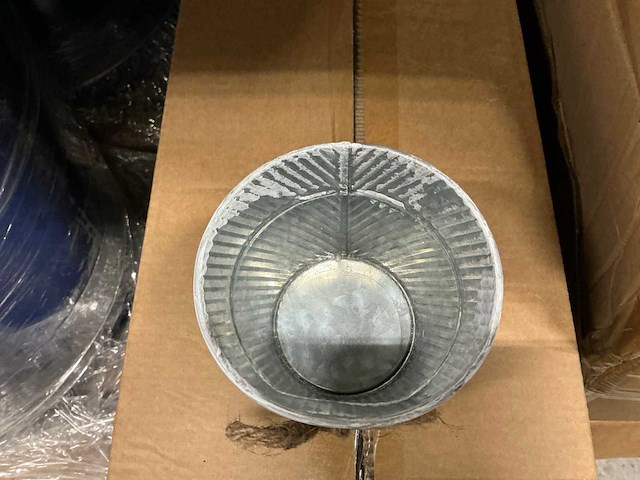 Partij pot oxford zinc heart ø12xh9,5cm (360x) - afbeelding 2 van  5