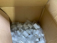 Partij potjes met pomp - afbeelding 2 van  2