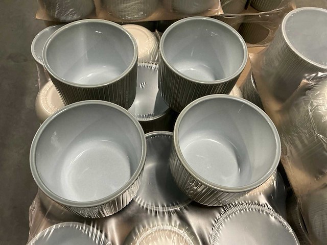 Partij potten azalia ribbel d.14/h.12cm donkergroen (264x) - afbeelding 4 van  6