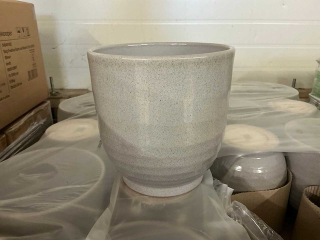 Partij potten grey stone 289 h19xø19cm (120x) - afbeelding 1 van  4