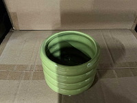 Partij potten ribbed d11,5/h8,5cm green es99/tray dolomite (504x) - afbeelding 4 van  7
