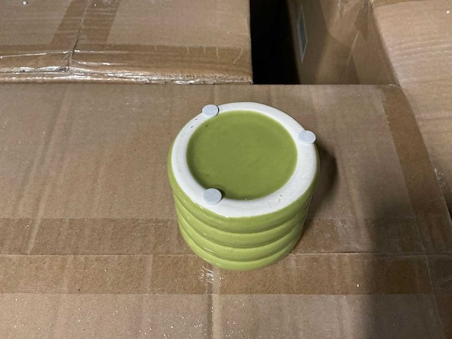 Partij potten ribbed d7,8/h6,5cm green es5.512/tray dolomite (864x) - afbeelding 4 van  6