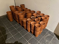 Partij potten - afbeelding 1 van  2