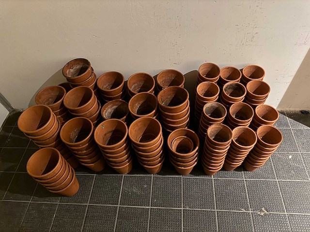 Partij potten - afbeelding 2 van  2