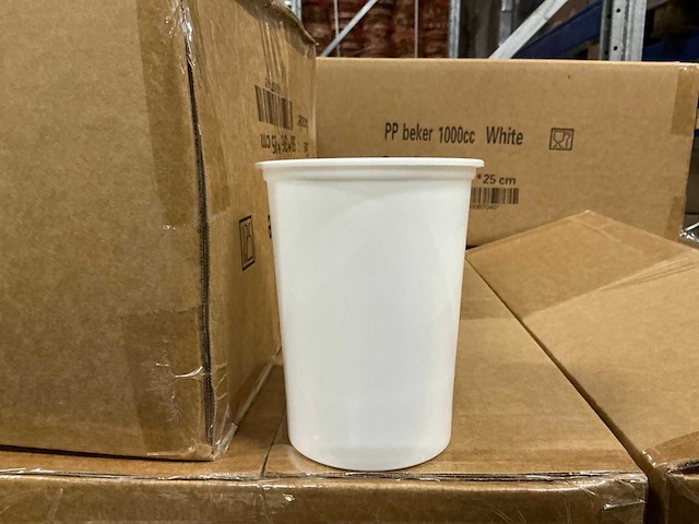 Partij pp bekers 1000cc white (8250x) - afbeelding 1 van  5