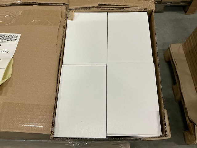 Partij prijskaarten 10-15cm wit 8,5kg per doos (40x) - afbeelding 1 van  3