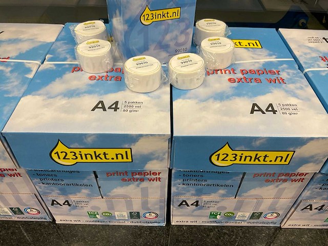 Partij printerpapier a4 en adresetiketten - afbeelding 2 van  6
