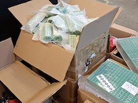 Partij printplaten en toebehoren - afbeelding 8 van  18