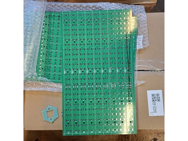 Partij printplaten en toebehoren - afbeelding 14 van  18