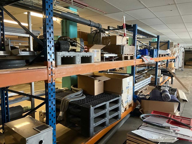 Partij proces- en installatie materialen - afbeelding 7 van  13