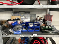 Partij procesapparatuur & installatiemateriaal - afbeelding 1 van  8