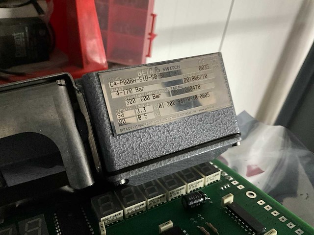 Partij procesapparatuur & installatiemateriaal - afbeelding 5 van  8