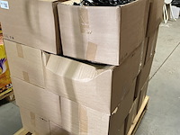 Partij professionele lichtnetten op pallet - afbeelding 1 van  6