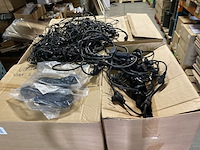 Partij professionele lichtnetten op pallet - afbeelding 6 van  6