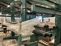 Partij profielen en buizen - afbeelding 2 van  10