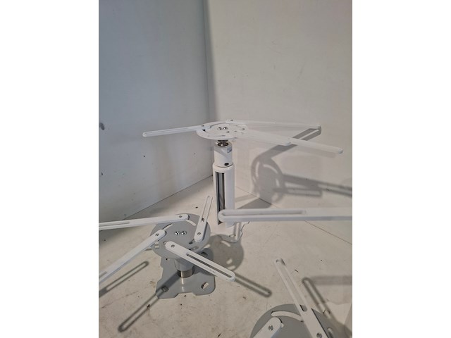 Partij projectorbeugels, smartmetals, 8x universal projector mount - afbeelding 3 van  3