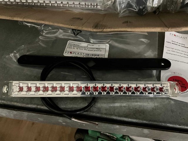 Partij proplast pro-can xl 12v rode led verlichting - afbeelding 2 van  5