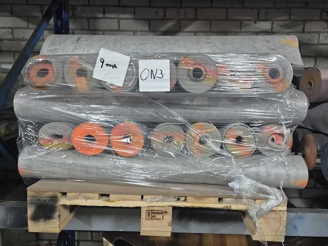 Partij pu rubber ondervloer (24 pallets) - afbeelding 1 van  5