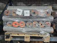 Partij pu rubber ondervloer (24 pallets) - afbeelding 1 van  5