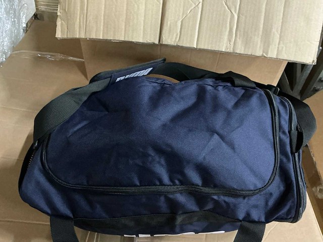 Partij puma challenger duffel bags s peacoat (200x) - afbeelding 2 van  3