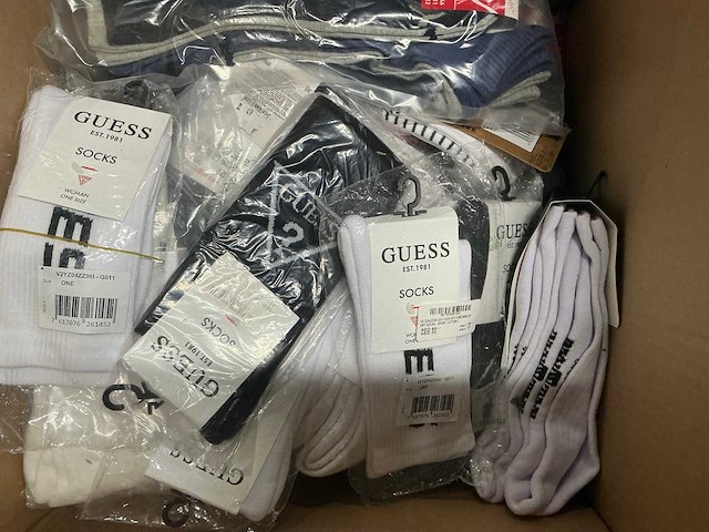 Partij puma/guess/etc sokken (87x) - afbeelding 8 van  13