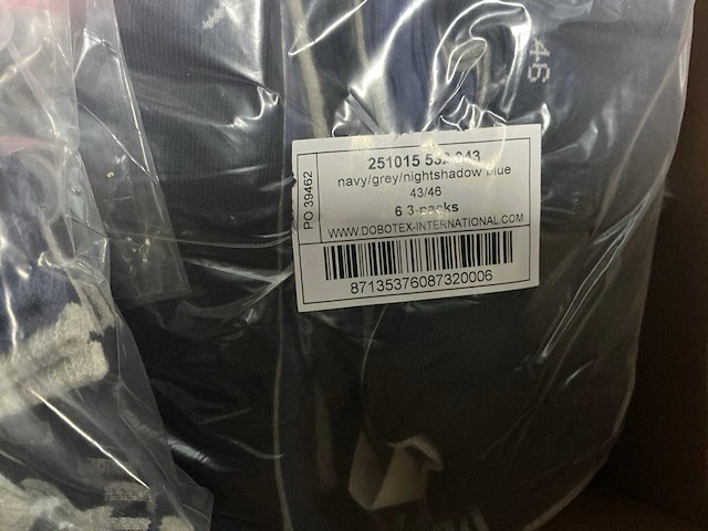 Partij puma/guess/etc sokken (87x) - afbeelding 5 van  13