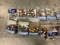 Partij punaise (47x) - afbeelding 4 van  5