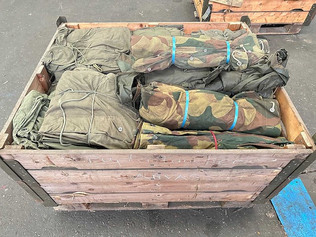 Partij puptenten - afbeelding 1 van  4