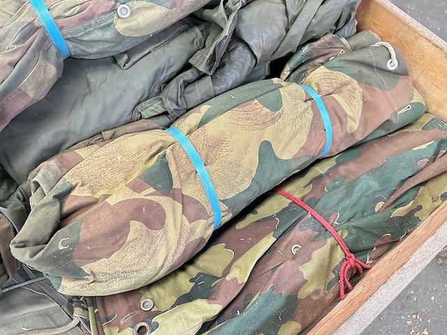 Partij puptenten - afbeelding 2 van  4