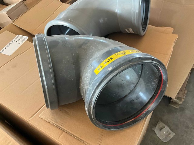 Partij pvc bocht 200mm 87° - afbeelding 4 van  8