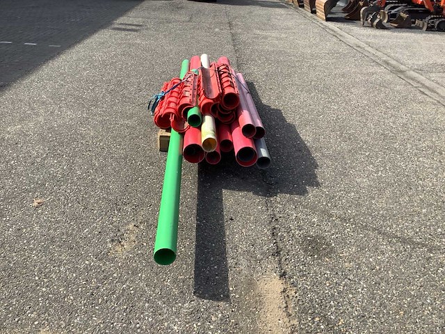 Partij pvc buizen en goten - afbeelding 7 van  8