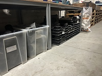 Partij pvc buizen en koppelingen - afbeelding 1 van  6