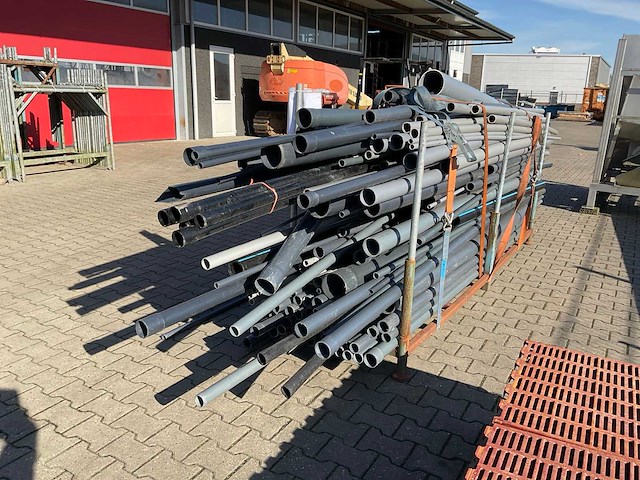 Partij pvc buizen - afbeelding 2 van  5