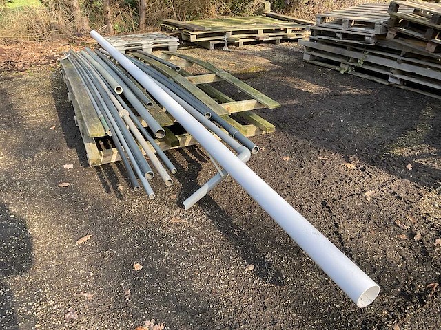 Partij pvc buizen - afbeelding 1 van  3