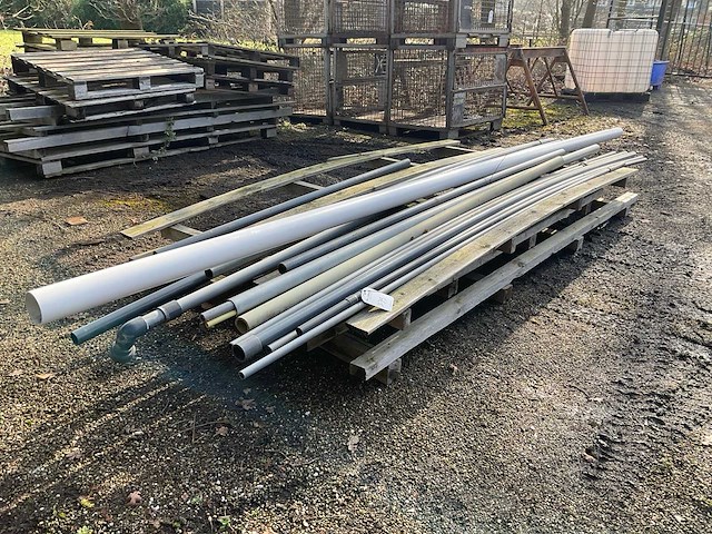 Partij pvc buizen - afbeelding 2 van  3