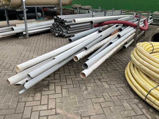 Partij pvc buizen - afbeelding 1 van  3