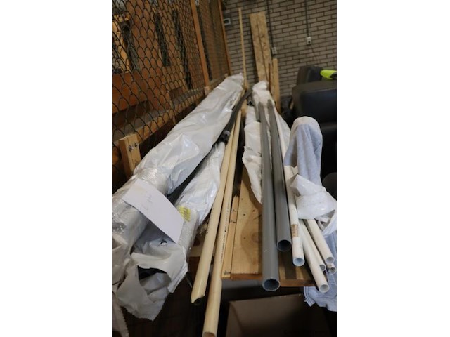 Partij pvc-buizen - afbeelding 1 van  5
