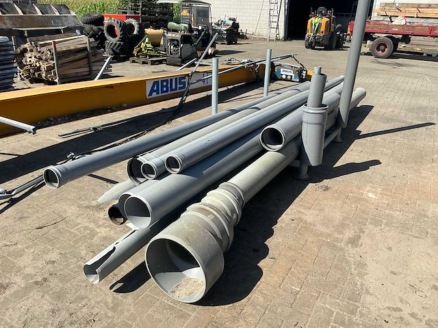 Partij pvc buizen - afbeelding 2 van  2