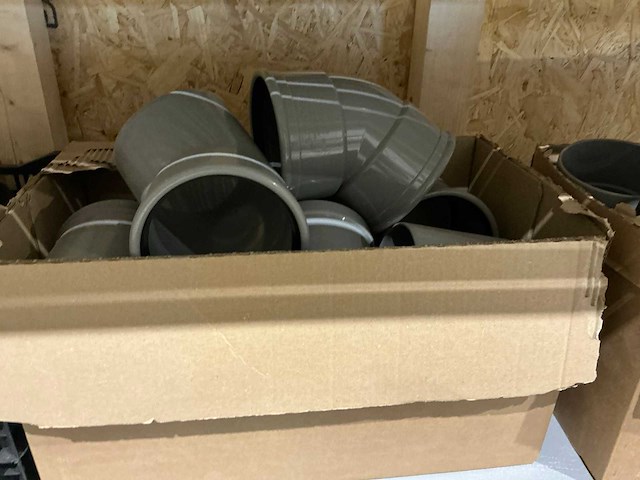 Partij pvc, elektrapijp, kabelgoot en buisisolatie - afbeelding 5 van  14