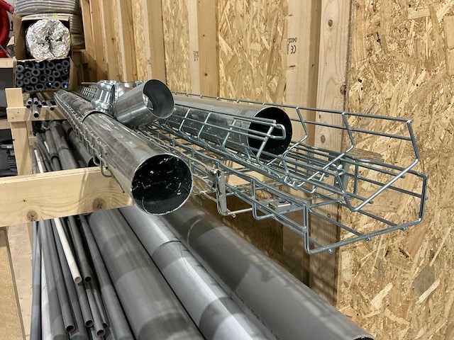 Partij pvc, elektrapijp, kabelgoot en buisisolatie - afbeelding 9 van  14